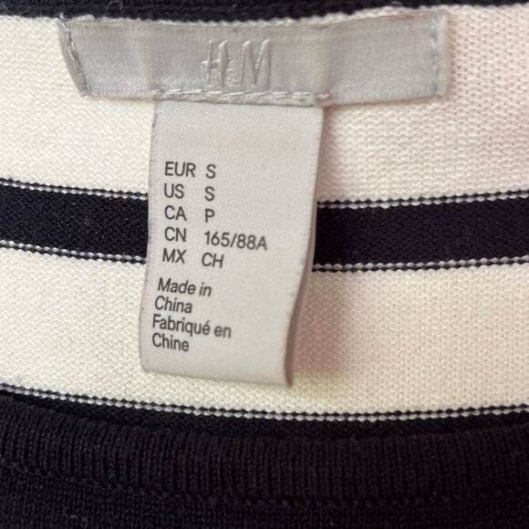 H&M black and white stripes and trim bodycon dress, very flattering, size Small - Picture 2 of 8